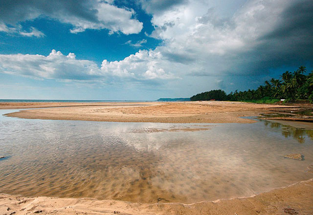 Guhagar Beach